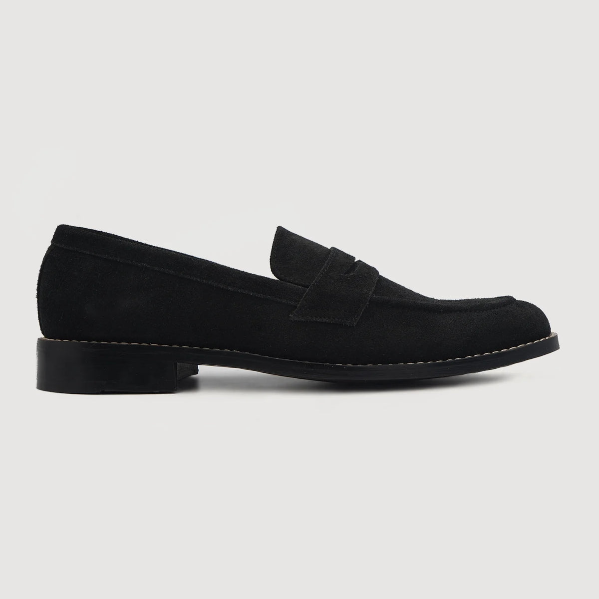Black Goatskin Suede Leather Loafers - Goodyear varrott talpszerkezet és orr-részlet