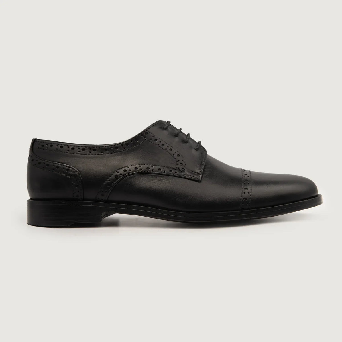 Black Full-Grain leather Shoes - Goodyear varrott talpszerkezet és orr-részlet