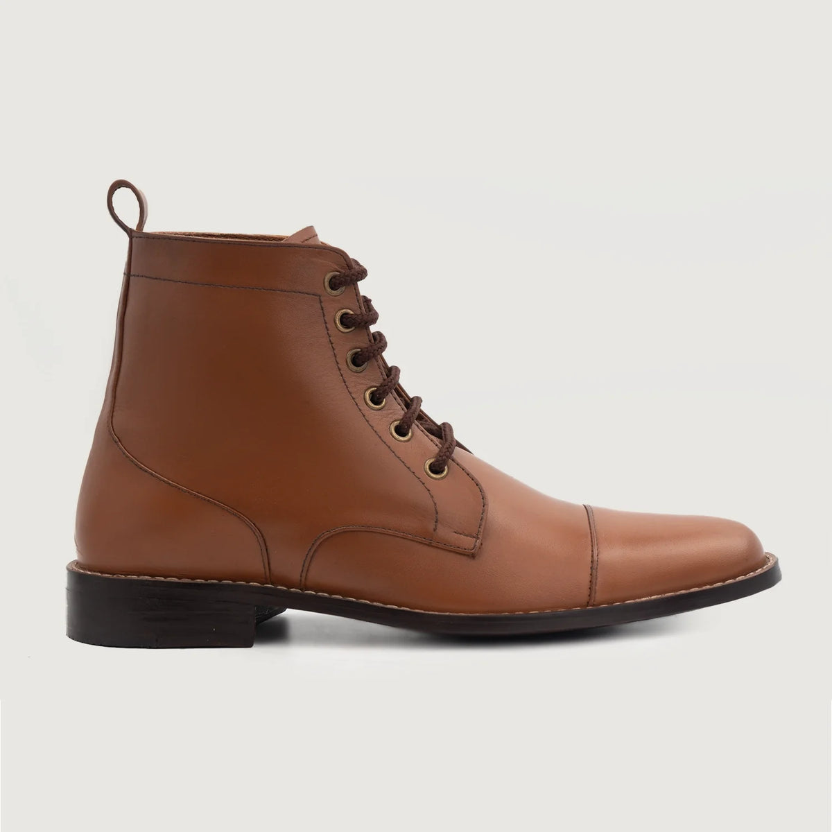 Tan Full-Grain leather Boots - Goodyear varrott talpszerkezet és orr-részlet