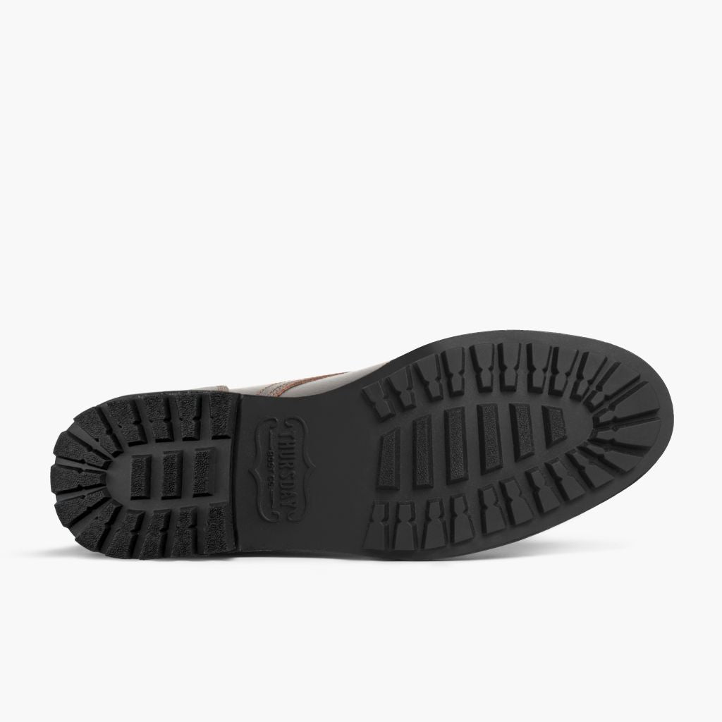 High-Traction Rubber Outsole & Lug Tread Pattern on Vanguard Waxed Cacao Bőrbakancsok Férfi For Men