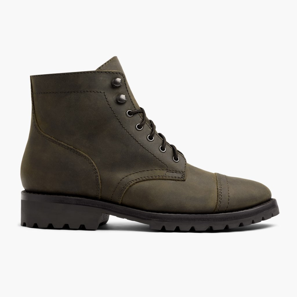 Olive Full-Grain leather Boots - Goodyear varrott talpszerkezet és orr-részlet