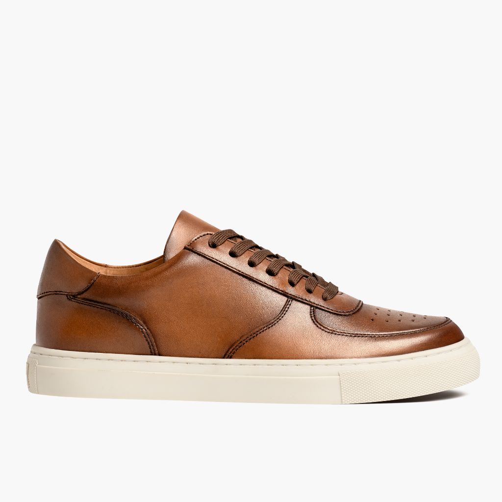 White Full-Grain leather Sneakers - Goodyear varrott talpszerkezet és orr-részlet