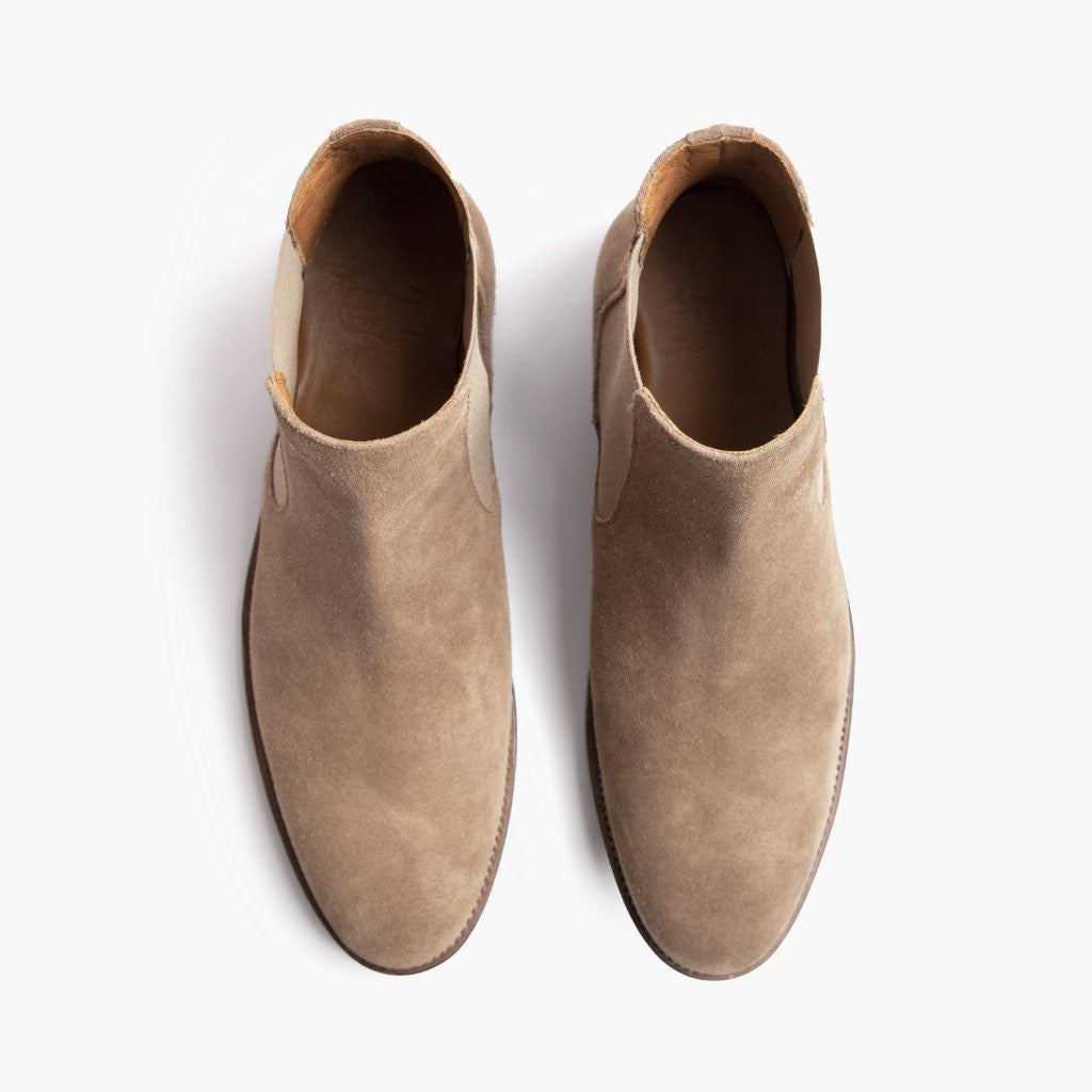 High-Traction Rubber Outsole & Lug Tread Pattern on Cavalier Sandstone Bőrbakancsok Férfi