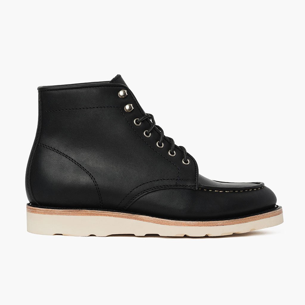 Black Full-Grain leather Boots - Goodyear varrott talpszerkezet és orr-részlet