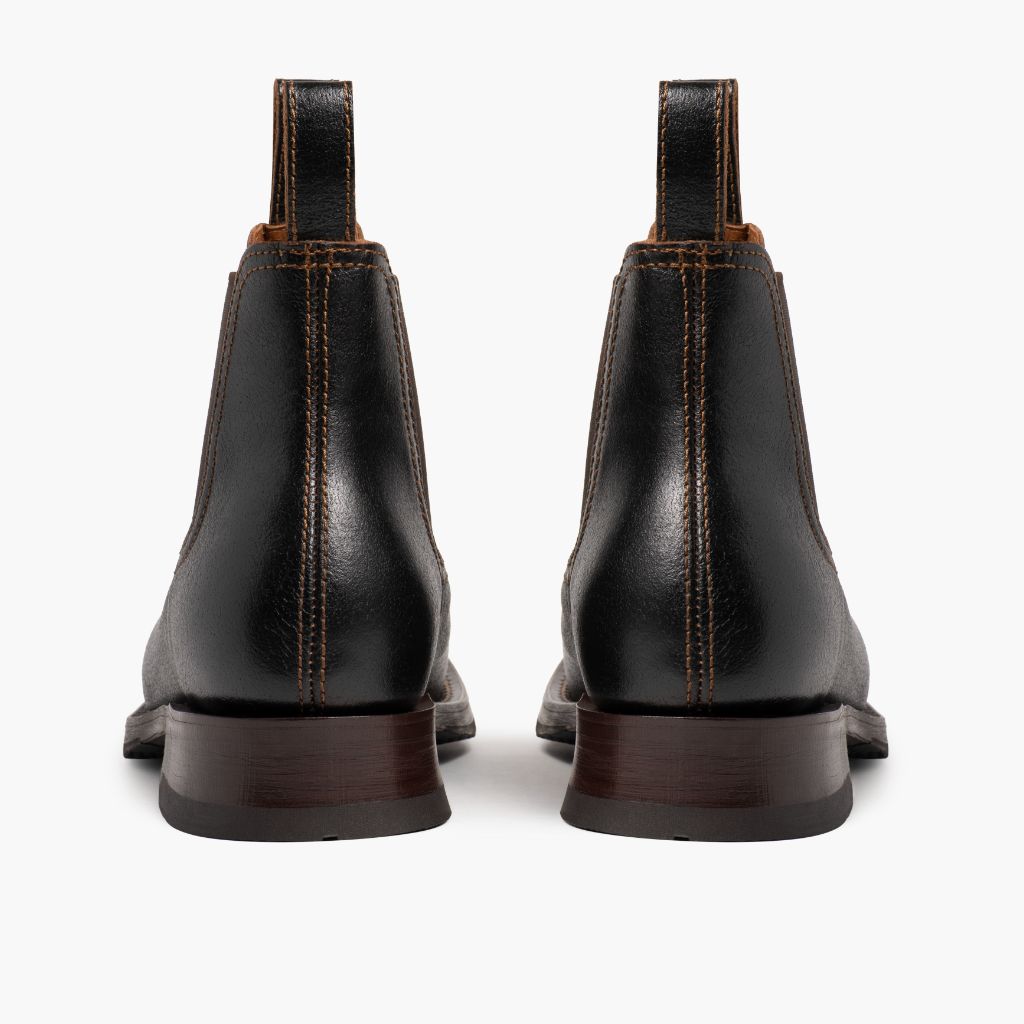 High-Traction Rubber Outsole & Lug Tread Pattern on Journeyman Cacao Bőrbakancsok Férfi