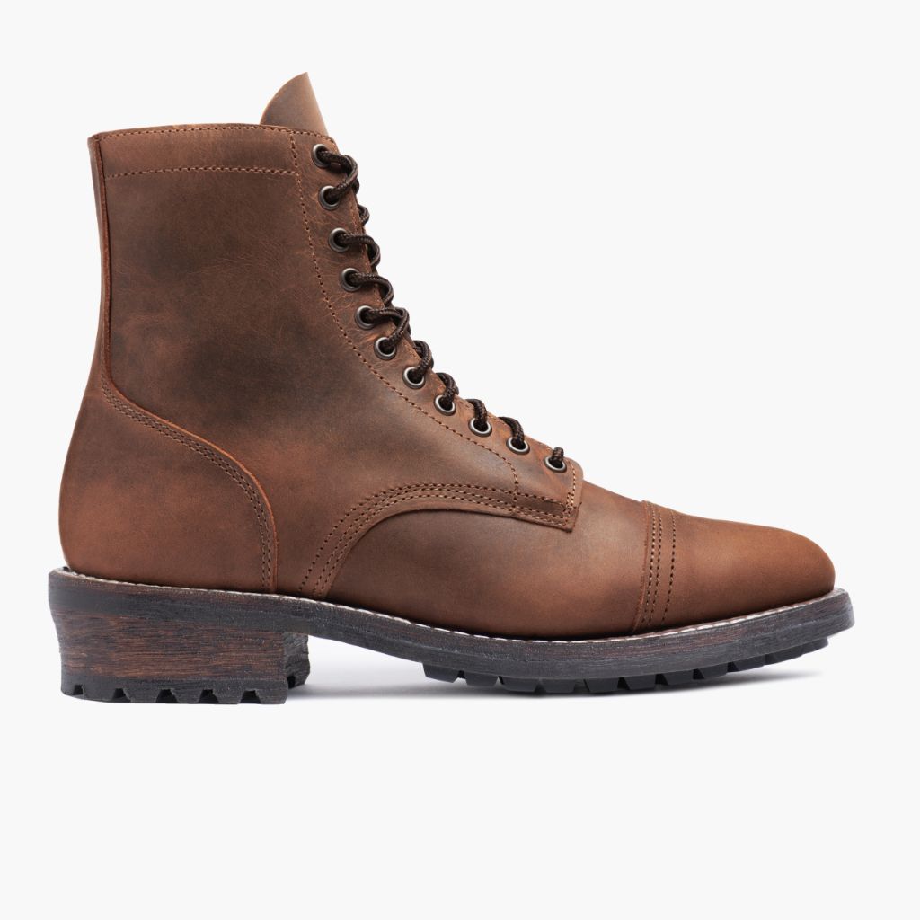 Classic Full-Grain leather Boots - Goodyear varrott talpszerkezet és orr-részlet
