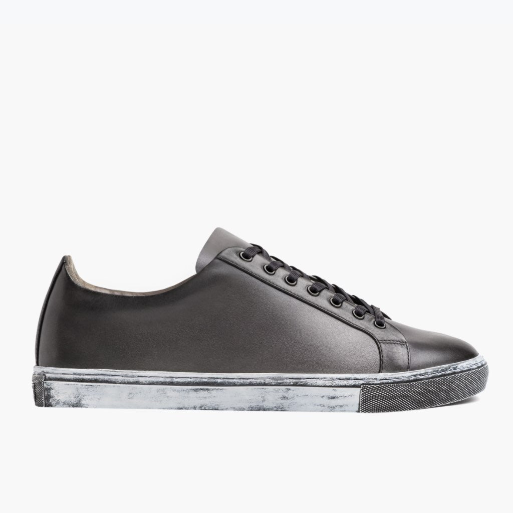 Grey Full-Grain leather Sneakers - Goodyear varrott talpszerkezet és orr-részlet