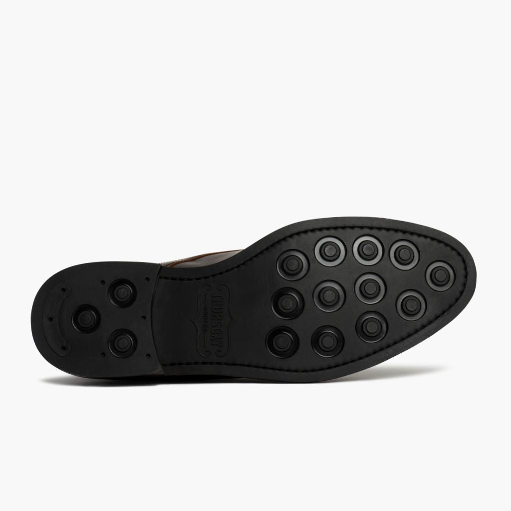 High-Traction Rubber Outsole & Lug Tread Pattern on Cadet Rich Mahogany Bőrbakancsok Férfi