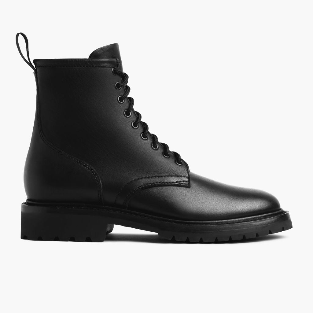 Black Full-Grain leather Boots - Goodyear varrott talpszerkezet és orr-részlet