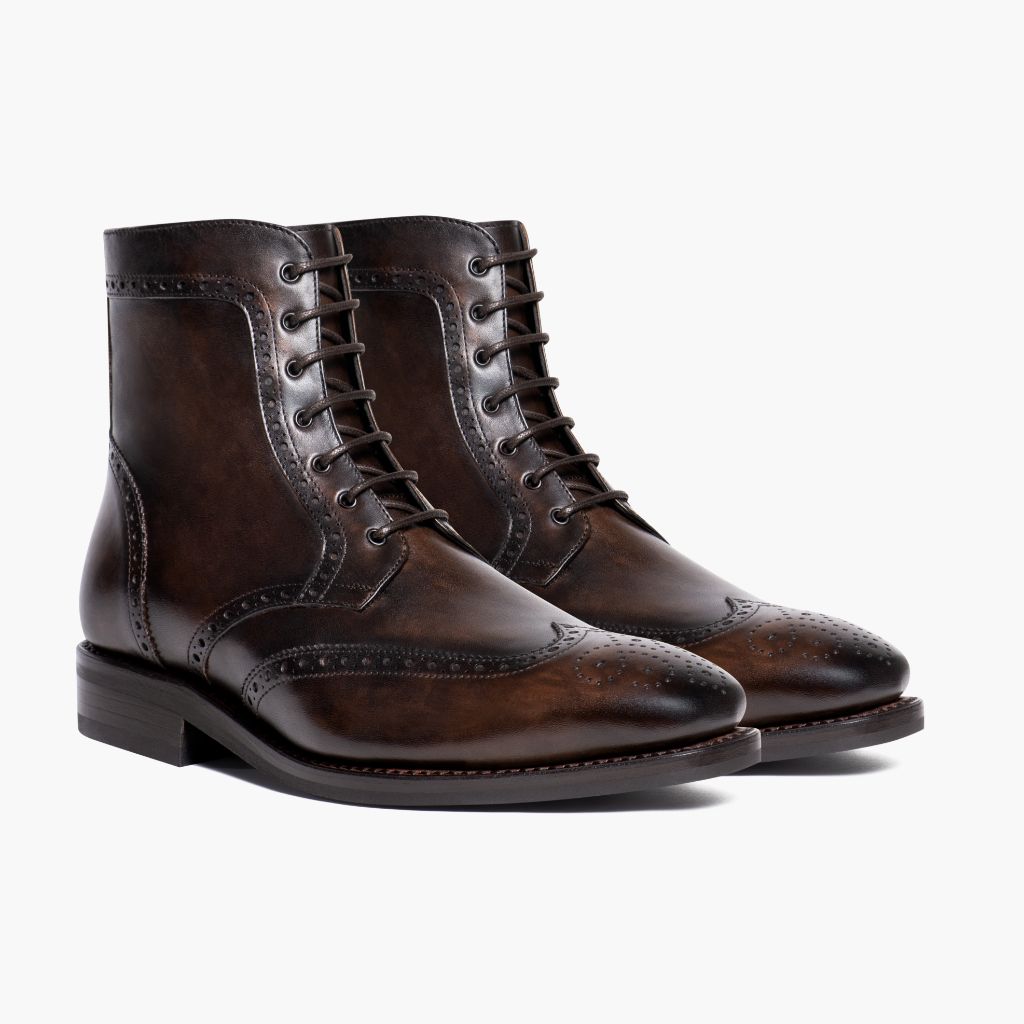 Wingtip Dark Oak Bőrbakancsok Férfi For Men in Classic Full-Grain Leather - Oldalnézet | Online vásárlás