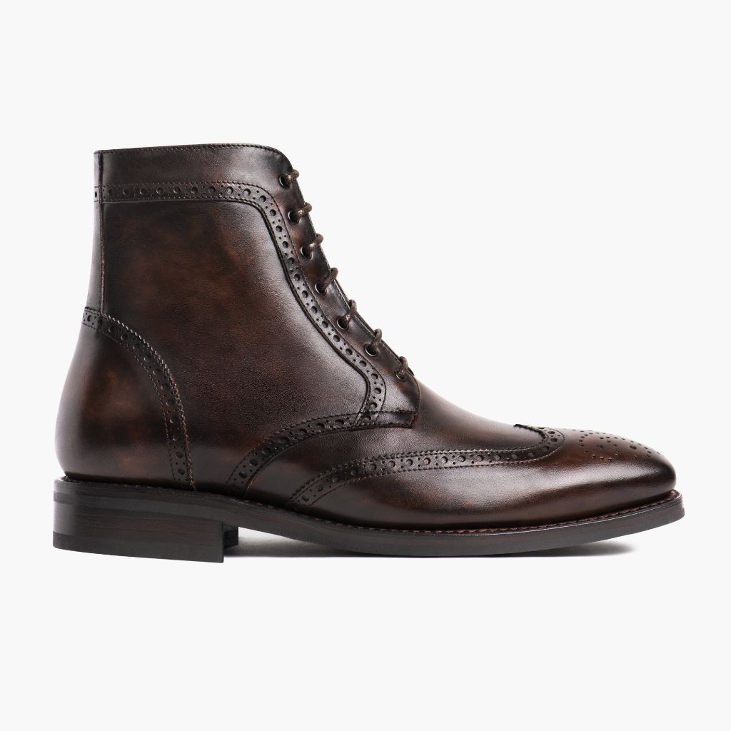 Classic Full-Grain leather Boots - Goodyear varrott talpszerkezet és orr-részlet