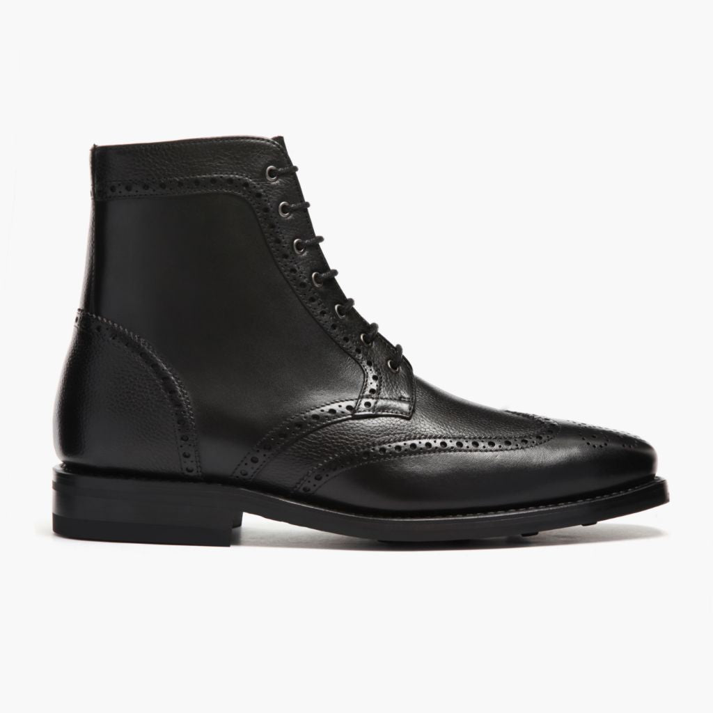 Black Full-Grain leather Boots - Goodyear varrott talpszerkezet és orr-részlet