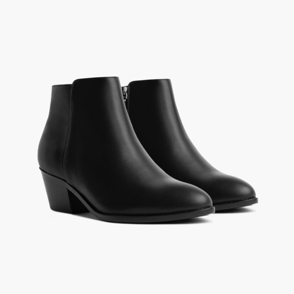 Black Full-Grain leather Boots - Goodyear varrott talpszerkezet és orr-részlet