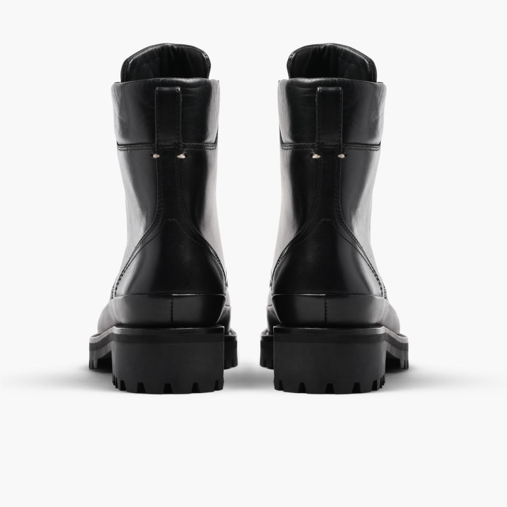 High-Traction Rubber Outsole & Lug Tread Pattern on Ryder Fekete Bőrbakancsok Női