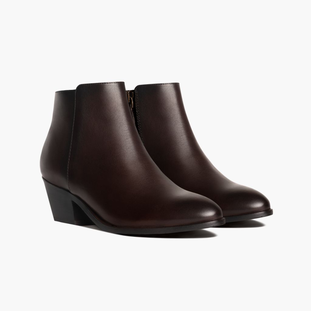 Classic Full-Grain leather Boots - Goodyear varrott talpszerkezet és orr-részlet