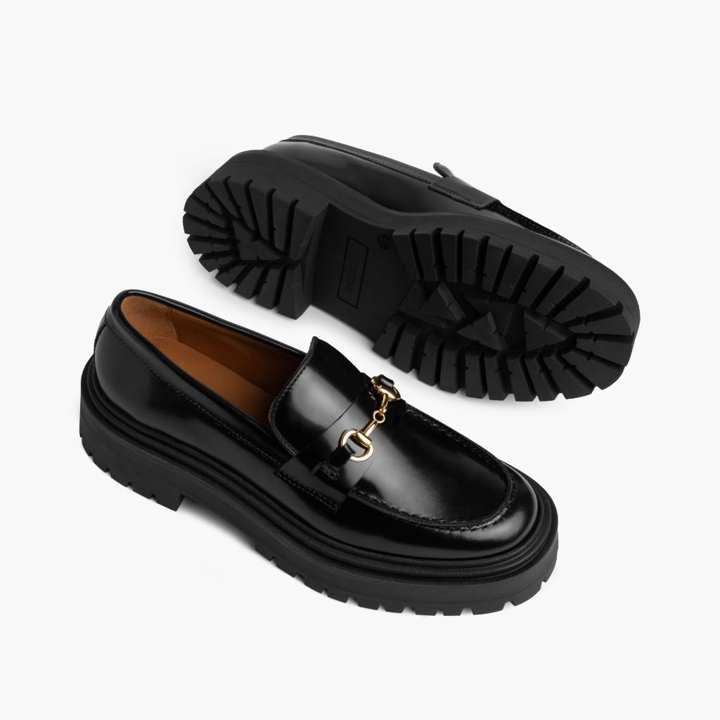 High-Traction Rubber Outsole & Lug Tread Pattern on Penny Platform Fekete & Gold Bőr mokaszin Női