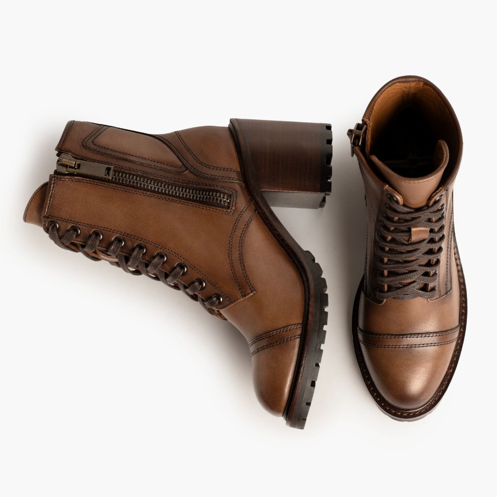 High-Traction Rubber Outsole & Lug Tread Pattern on Rebel Amber Wheat Bőrbakancsok Női