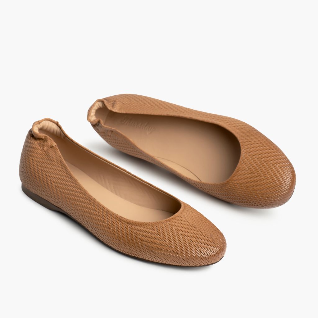 High-Traction Rubber Outsole & Lug Tread Pattern on Scrunch Világosbarna Embossed Bőrbakancsok Női