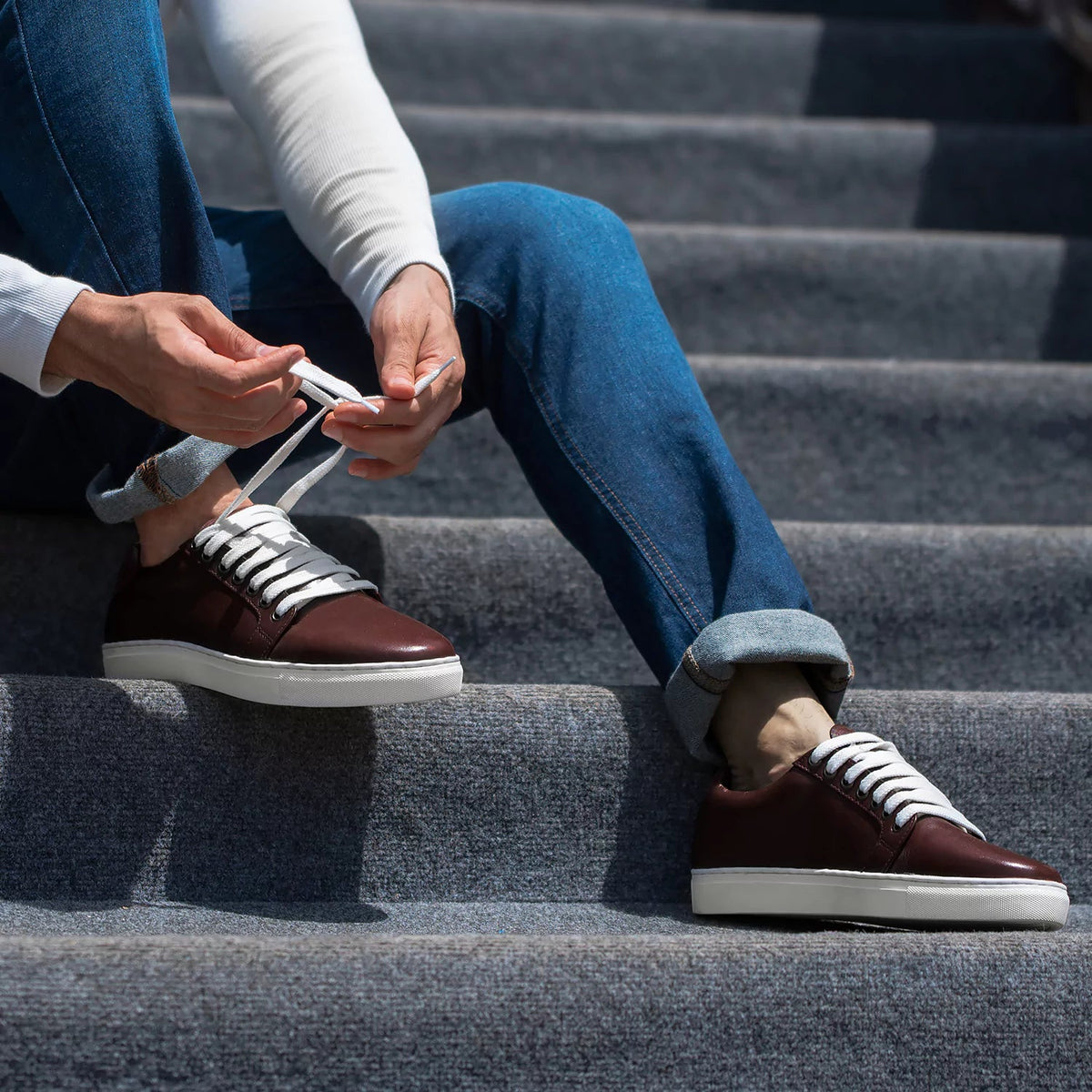 High-Traction Rubber Outsole & Lug Tread Pattern on Murphy Low Top Gesztenyebarna Bőr sneakerek Férfi