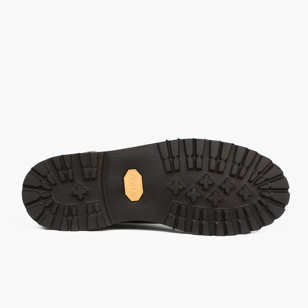 High-Traction Rubber Outsole & Lug Tread Pattern on Explorer Dark Olive Suede Bőrbakancsok Férfi
