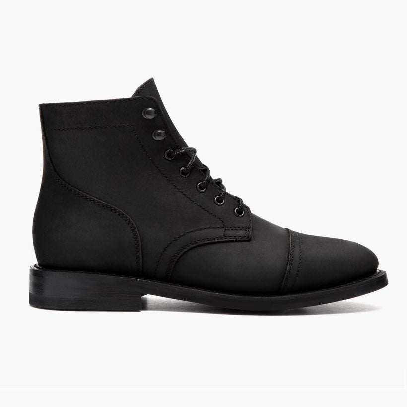 Captain Fekete Matte Leather Boots férfi