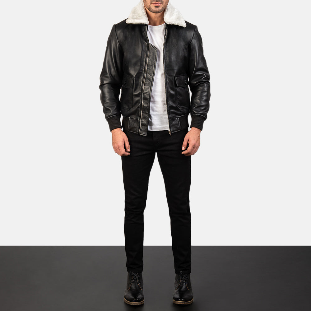 
Airin G-1 Black & White Leather Bomber Jacket - Oldalnézet az ergonomikus ujjkialakítással