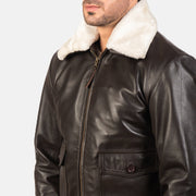 
Belső bélés nézet Showing Quilted Viscose Lining & Két funkcionális belső zseb