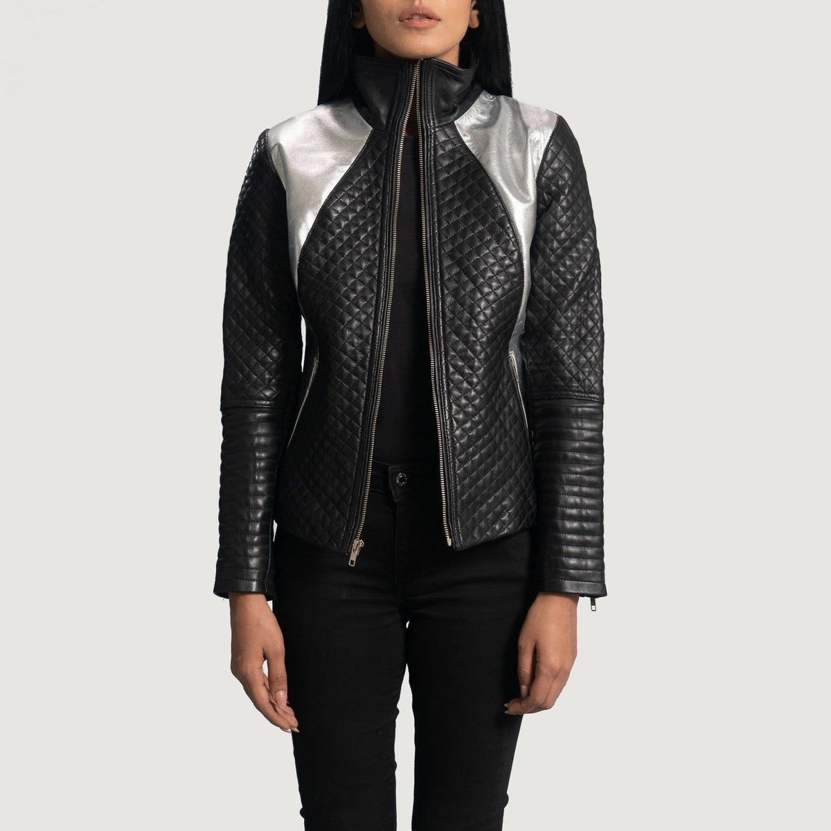 
Alia Metallic Fekete Bőr Motoros Dzseki Női - Elölnézet & testre szabott sziluett | Online vásárlás