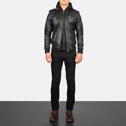 
Bravado Black Hooded Leather Bomber Jacket - Oldalnézet az ergonomikus ujjkialakítással