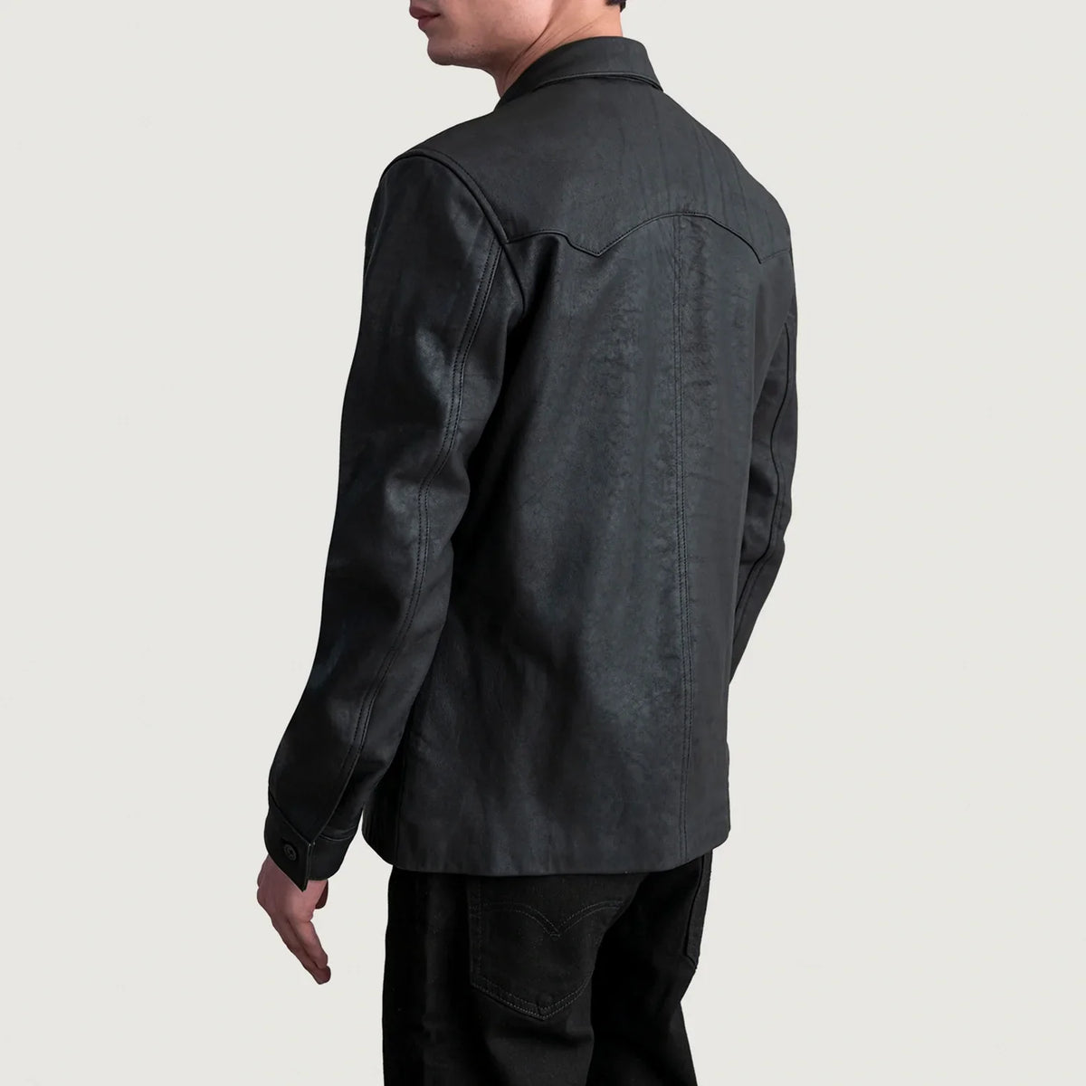 
Belső bélés nézet Showing Viscose Lining & Két funkcionális belső zseb