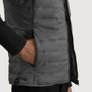 
Belső bélés nézet Showing Quilted Viscose Lining & Két funkcionális belső zseb