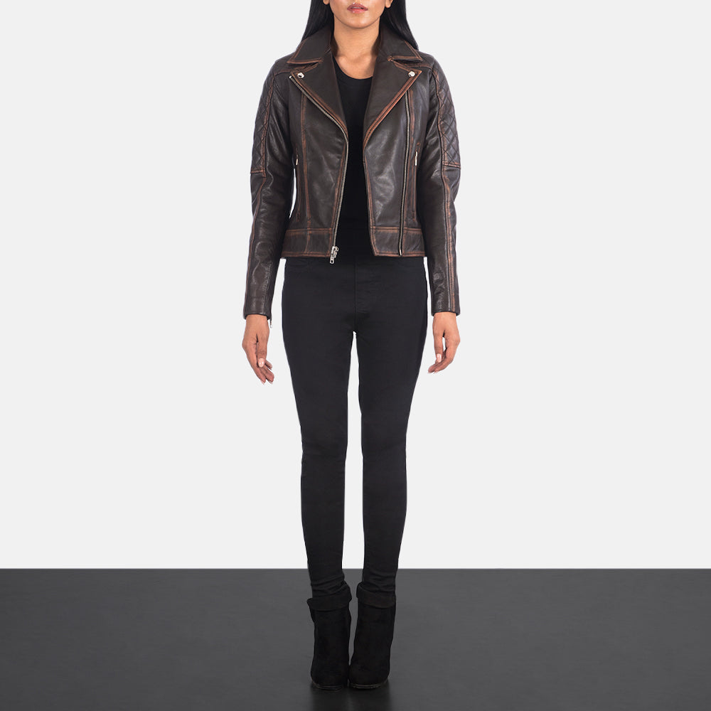 
Carolyn Quilted Vintage Brown Biker Jacket - Oldalnézet az ergonomikus ujjkialakítással