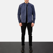 
Charcoal Navy Kék Suede Bőr Motoros Dzseki Férfi - Oldalnézet az ergonomikus ujjkialakítással