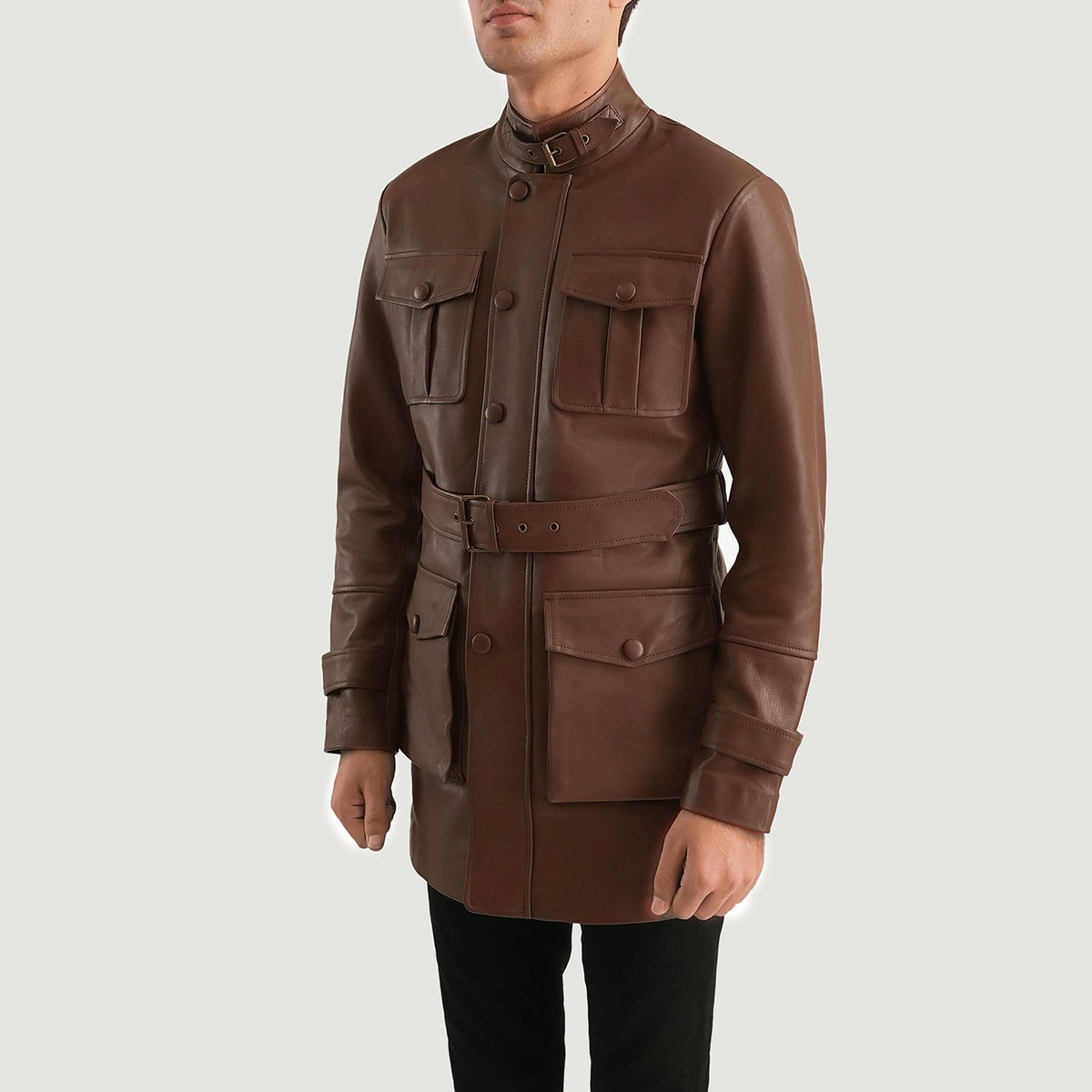 
Brown Cowhide leather Jacket - Hátulnézet precíz vállilleszkedéssel és tiszta szegéllyel