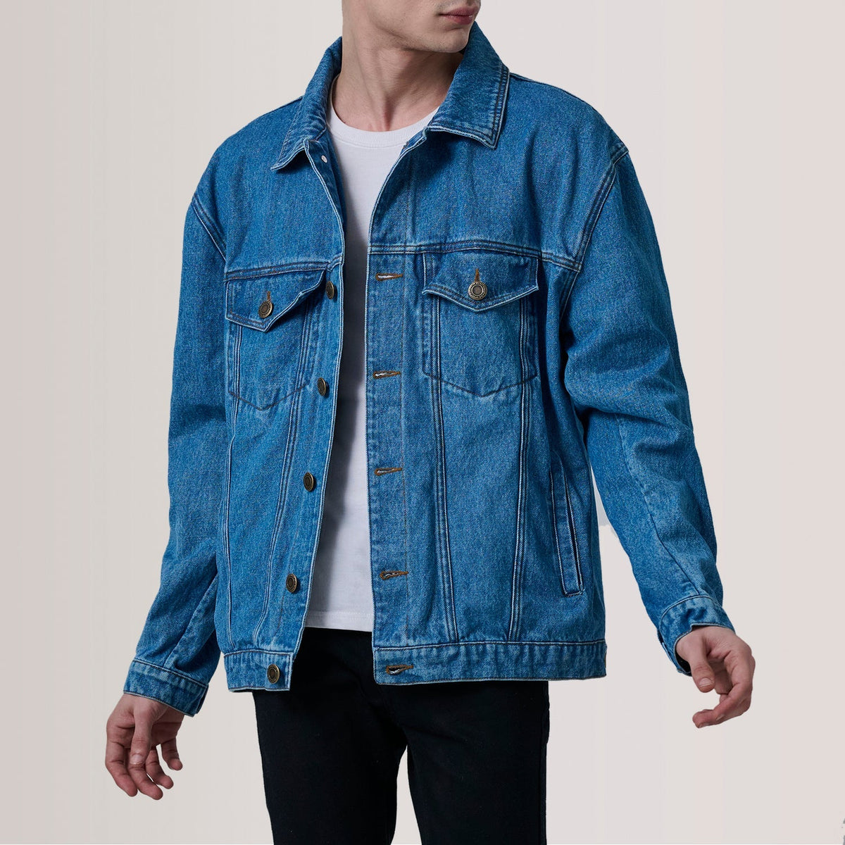 
Eddie Dark Kék Oversized Denim Trucker Bőrdzseki Férfi For Men in Dark Blue Full-Grain Leather - Elölnézet & testre szabott sziluett | Online vásárlás