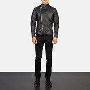 
Faisor Mocha Suede Biker Jacket - Oldalnézet az ergonomikus ujjkialakítással