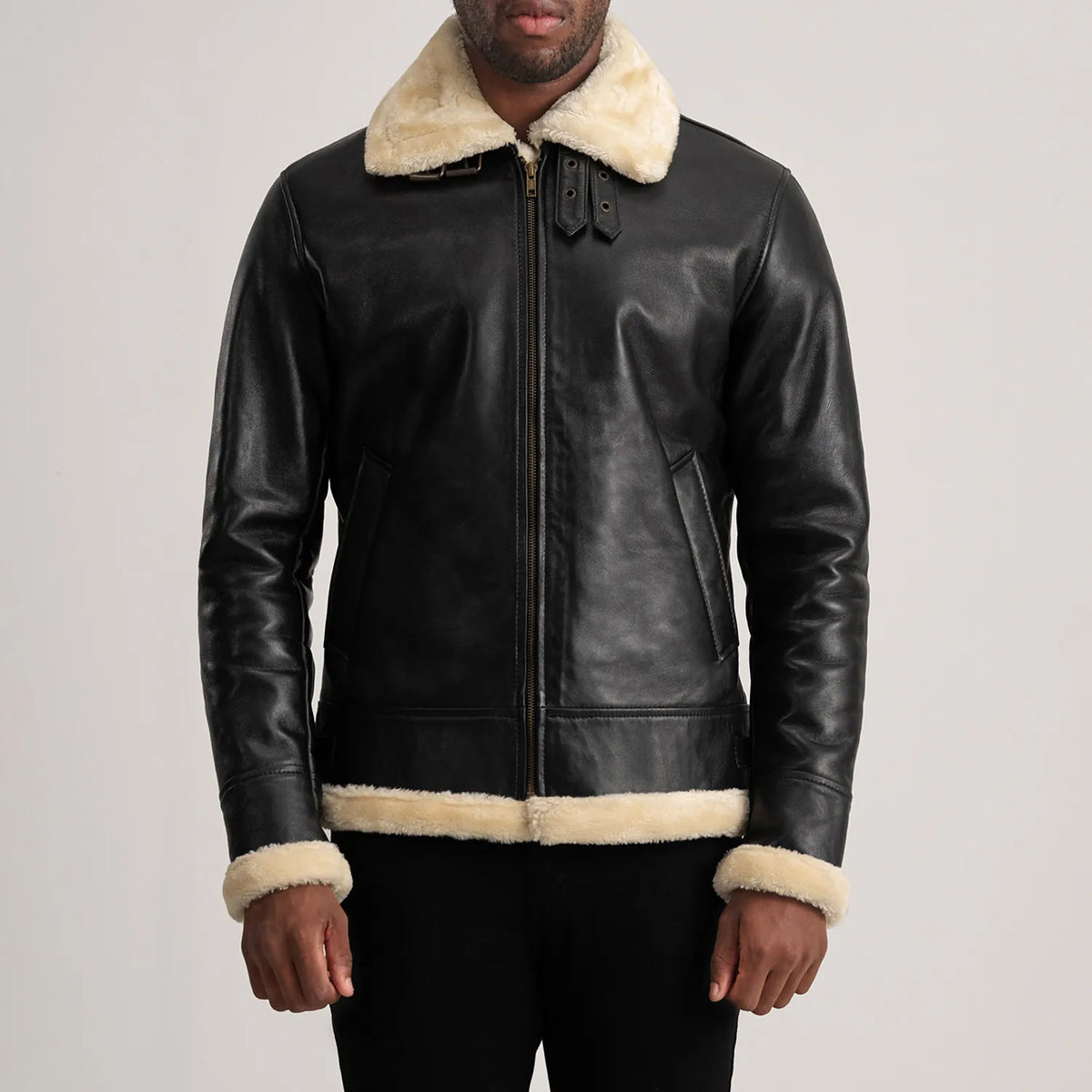 
Közeli részlet of Buckled Collar & Zipper Hardware on Francis B-3 Black Leather Bomber Jacket