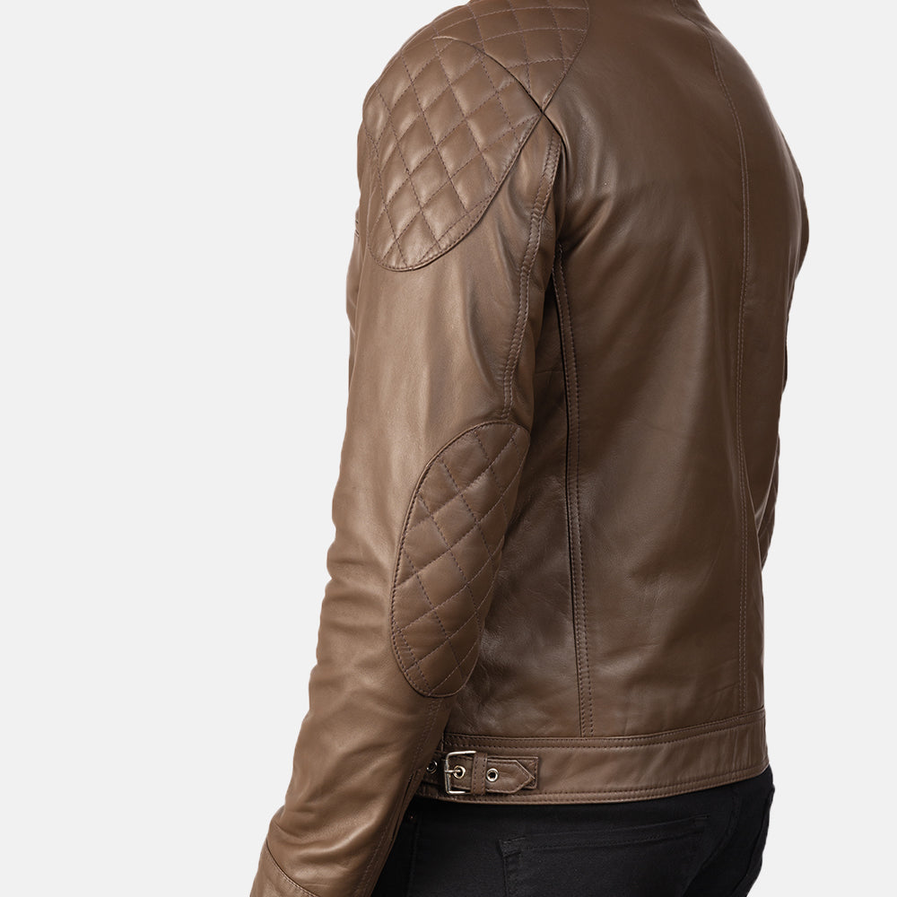 
Belső bélés nézet Showing Quilted Polyester Lining & Két funkcionális belső zseb