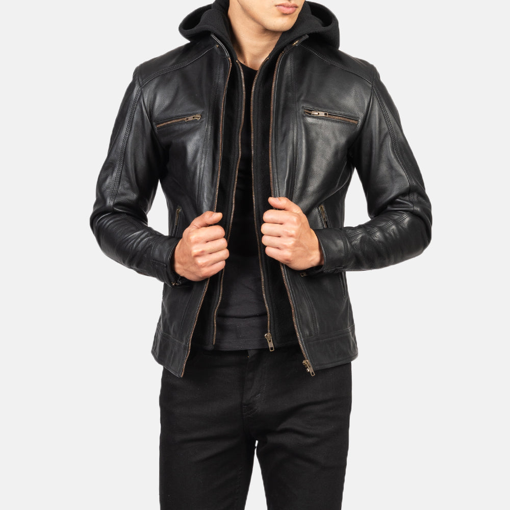 
Közeli részlet of Band with Snap Button & Zipper Hardware on Hector Fekete Hooded Bőr Motoros Dzseki Férfi