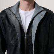 
Belső bélés nézet Showing Quilted Polyester Lining & Két funkcionális belső zseb