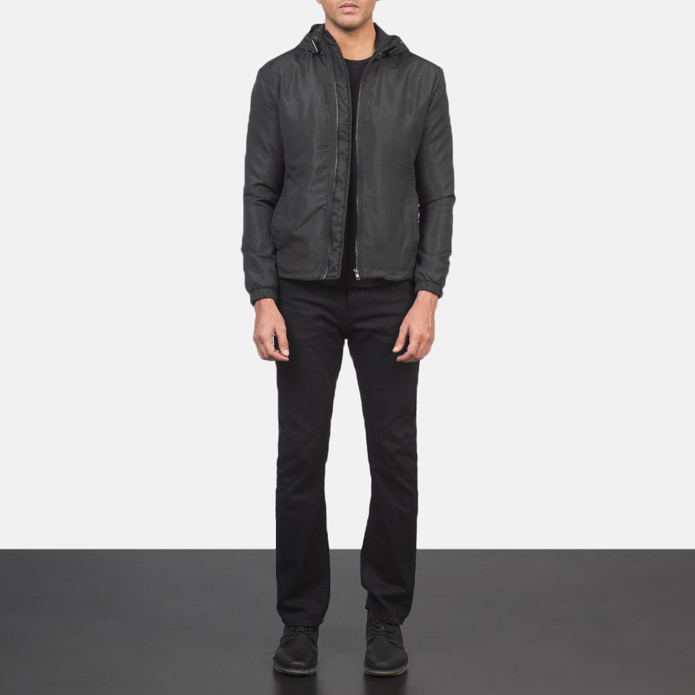 Jimmy Black Hooded Windbreaker Jacket - Oldalnézet az ergonomikus ujjkialakítással