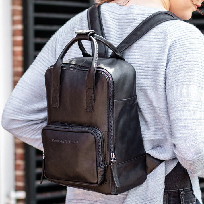 Bellary Full-Grain Leather Backpack női