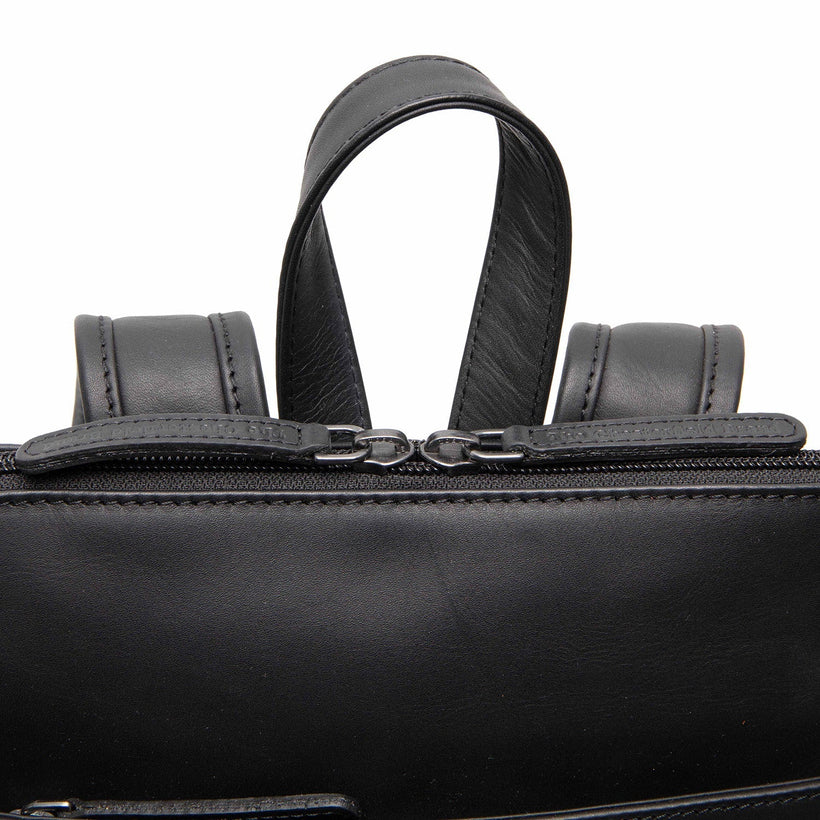 Tigris Full-Grain Leather Backpack női