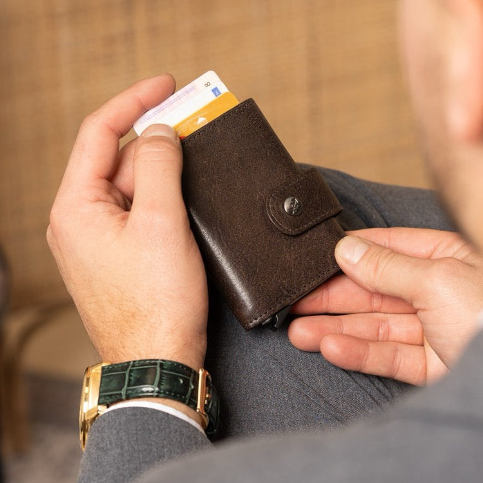Varrano Full-Grain Leather Card Holder női