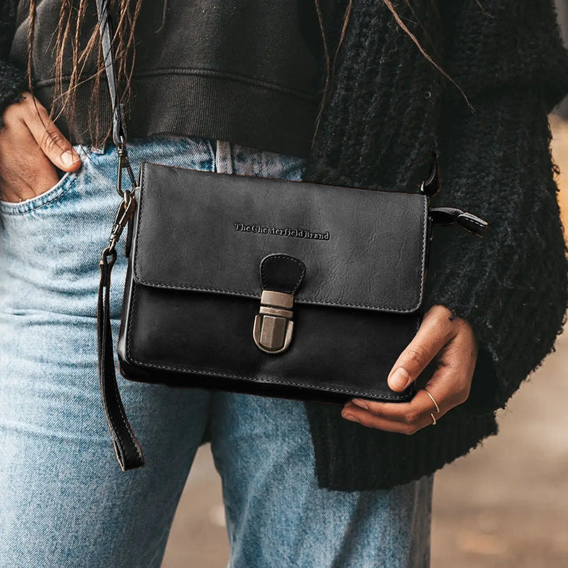 
Classic 100% Full-Grain leather Bag - Hátulnézet megerősített bőrpántokkal