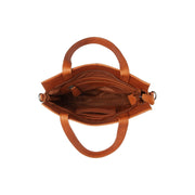 
Közeli részlet of Classic Collar & Heavy-Duty Zipper Hardware on Rivington Bőr kézitáska
