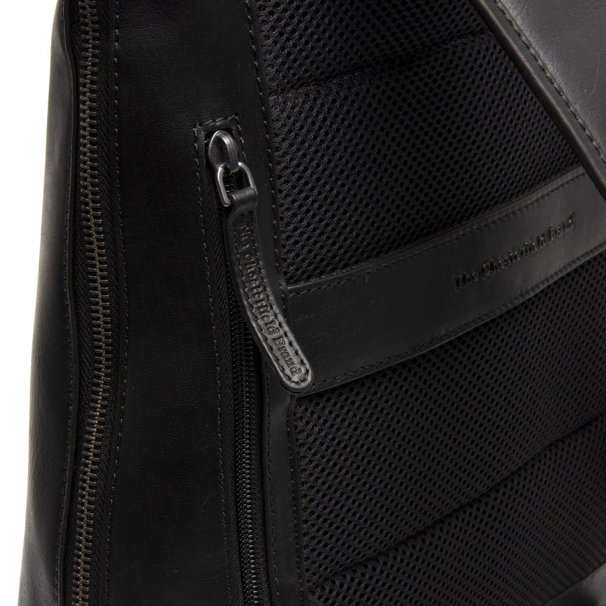 
Belső bélés nézet Showing Dedicated Padded Laptop Sleeve & Multi-Compartment Organization