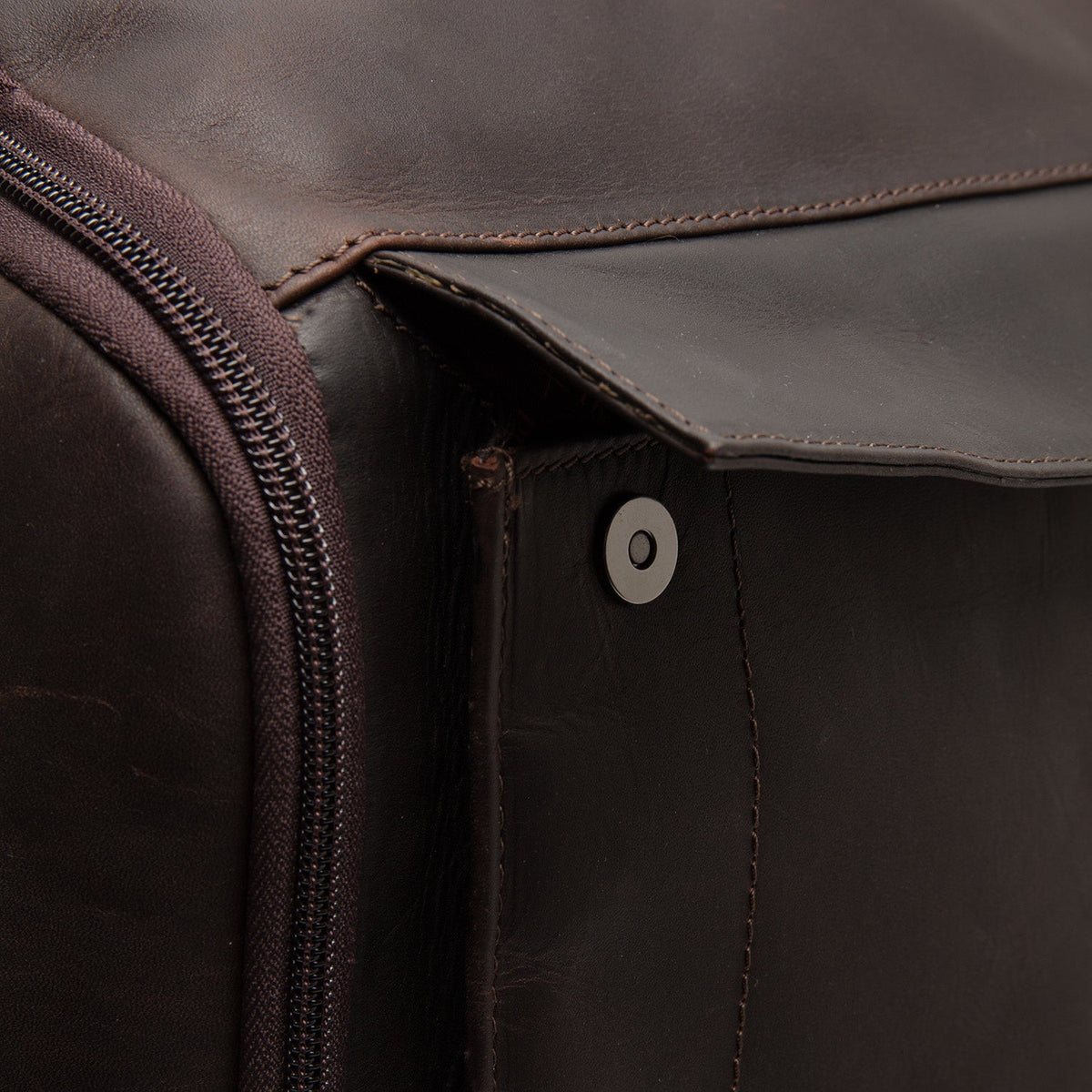 
Brown Leather Laptop Backpack Rich, detail view 3