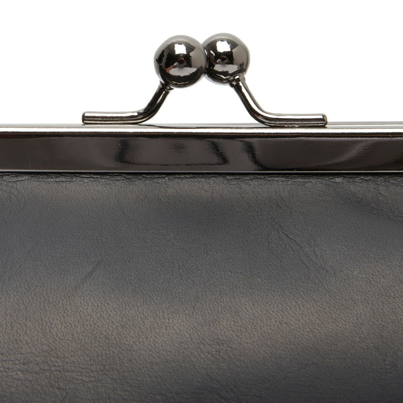 Andrade Full-Grain Leather Shoulder Bag női