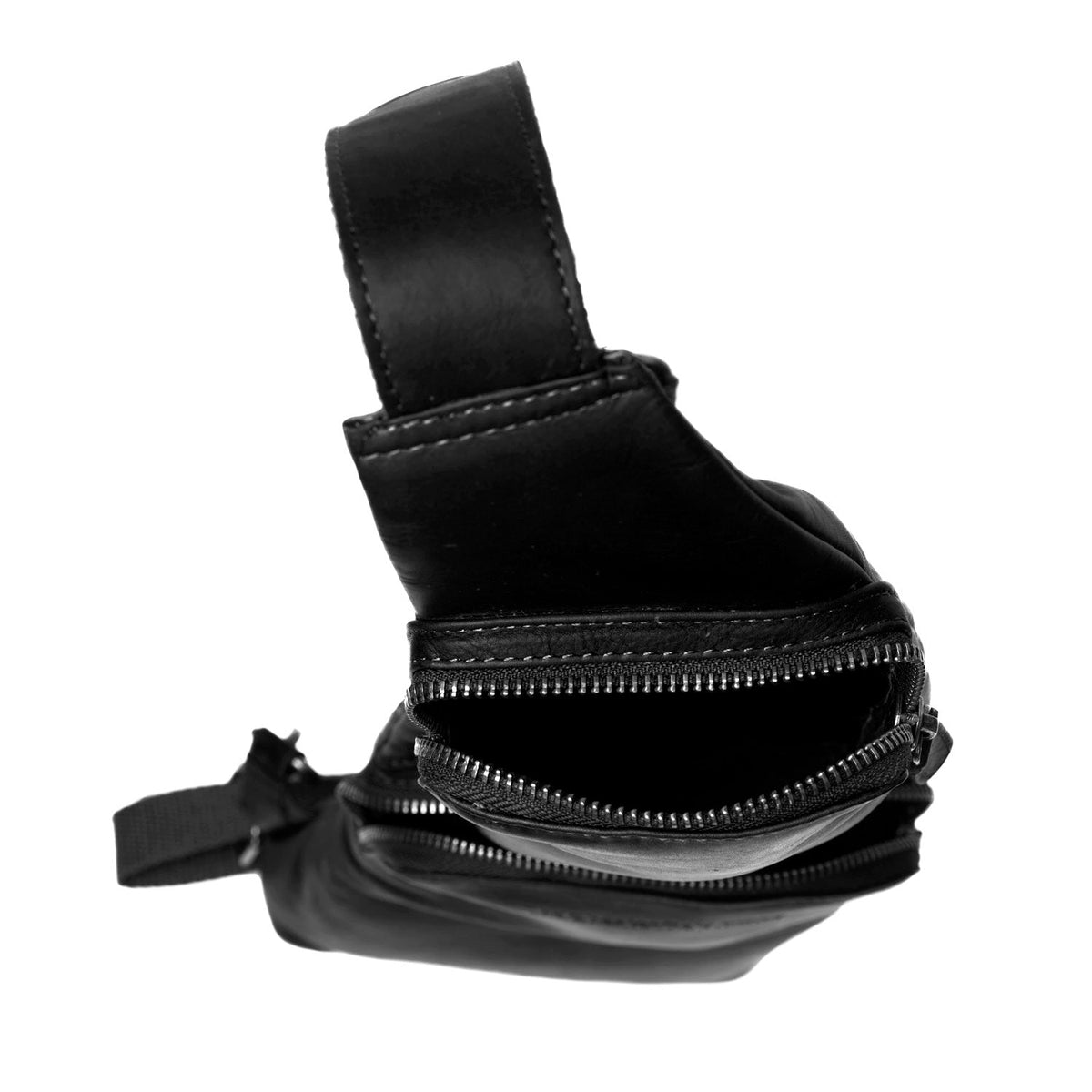 
Belső bélés nézet Showing Dedicated Padded Laptop Sleeve & Multi-Compartment Organization